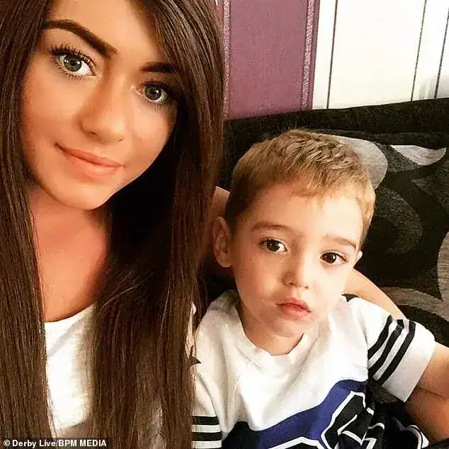 26-year-old mom loses cancer battle after years of fighting, leaves behind 6-year-old son