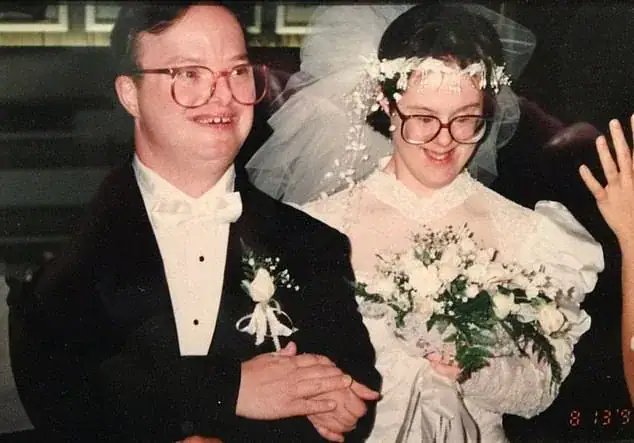 ‘World’s longest’ Down syndrome marriage ends after 25 years together as husband dies