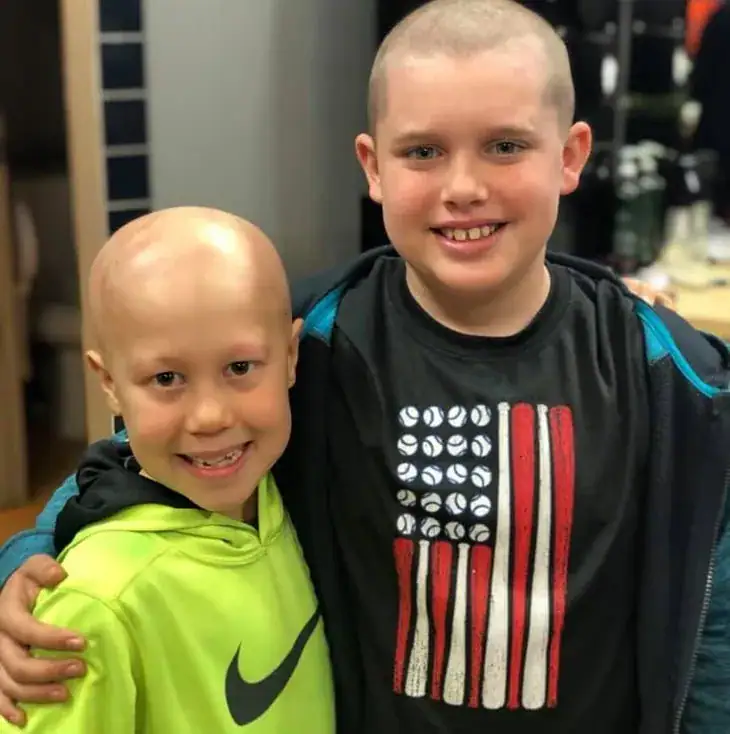 Boy’s hair starts to fall out, but then mom learns how classmates secretly plotted behind his back