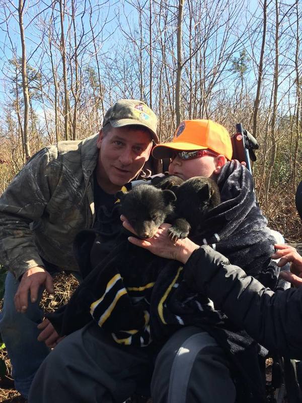 Dying boy with terminal cancer says ‘dad I gotta quit’ – dad makes him a promise as he chokes back tears