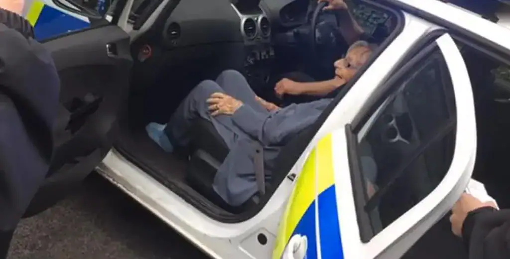 104-year-old grandma finally gets her bucket list wish to be arrested