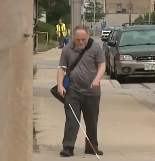 Driver stops, grabs elderly blind man sitting alone at bus stop – not knowing he’s being filmed