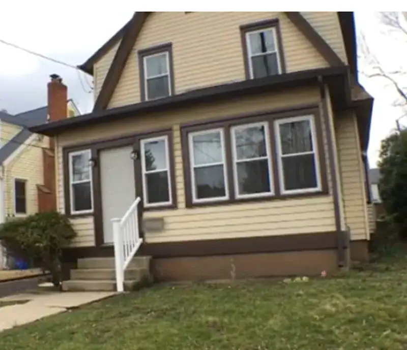Disabled elderly woman faces eviction from home – learns neighbors have been changing the mortgage