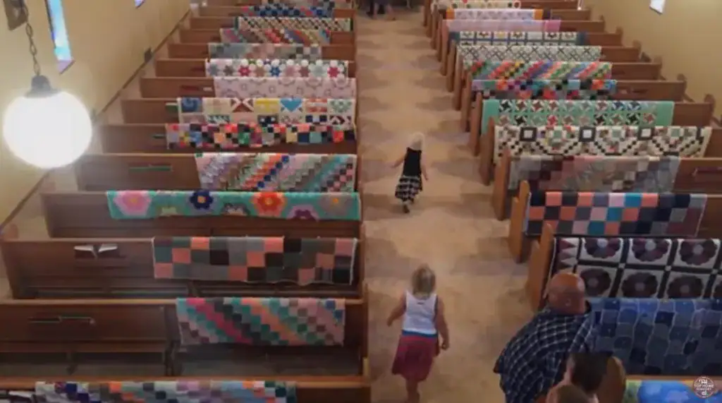 Family covers church in grandma’s quilts during her funeral to honor her memory