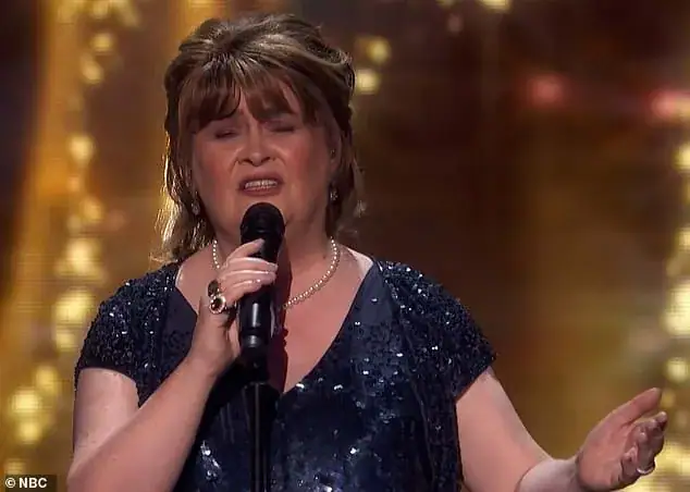 Susan Boyle returns after 9 years – watch as she turns around on stage and gives Simon chills