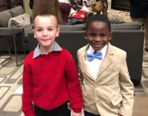 5-year-old best friends get the same haircut to trick their teacher so she won’t be able to tell them apart