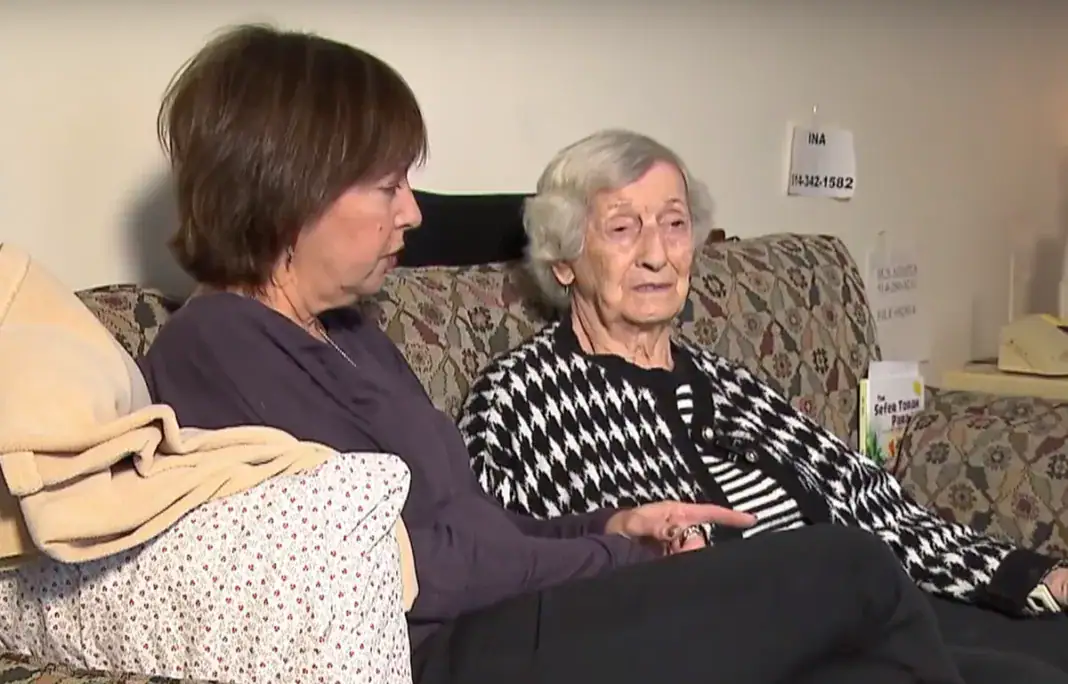 Debbie Rona with her mother via YouTube