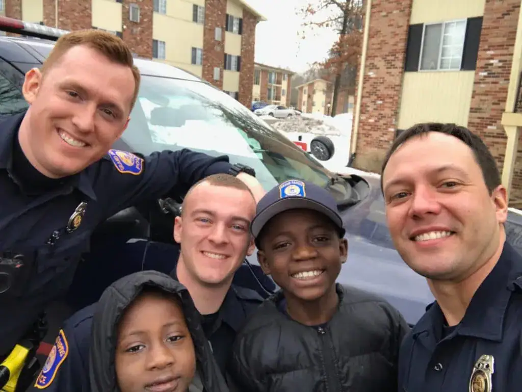 Bullied 9-year-old invites cop to his birthday party, officer arrives to learn no one else showed up for him