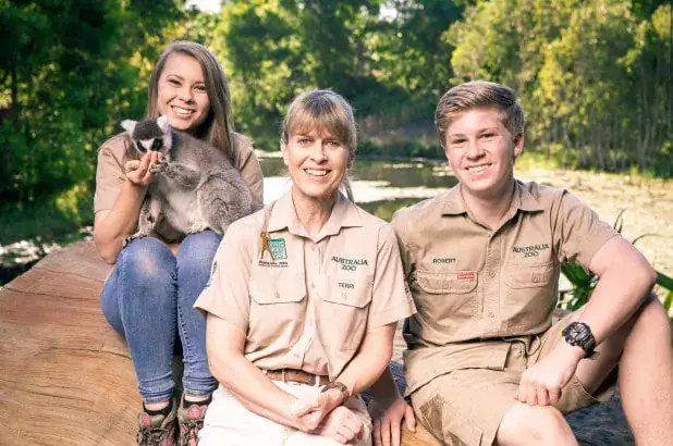 15-year-old son of late ‘Crocodile Hunter’ Steve Irwin to walk sister Bindi down the aisle at her wedding