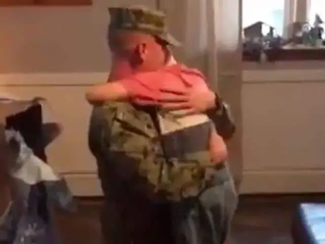 Soldier’s young son opens giant box – finds ‘the only Christmas gift he asked for’ hiding inside
