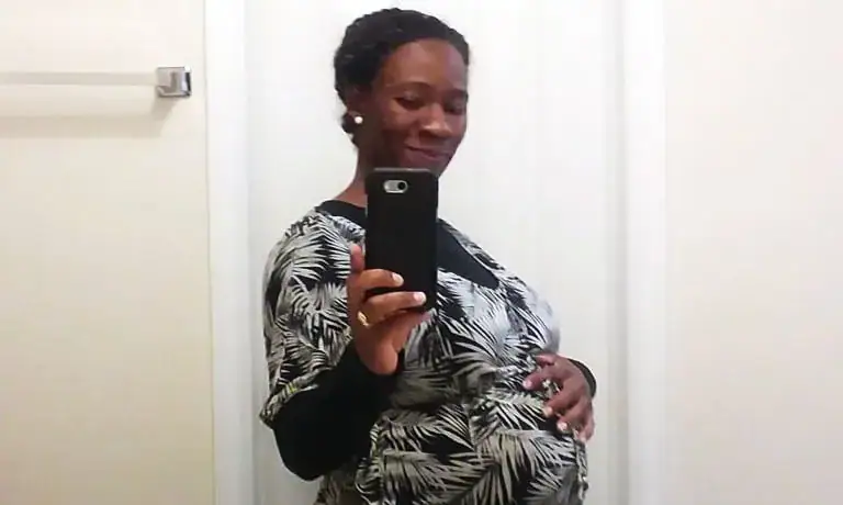 Devastated father forced to choose between saving the life of his wife or newborn daughter