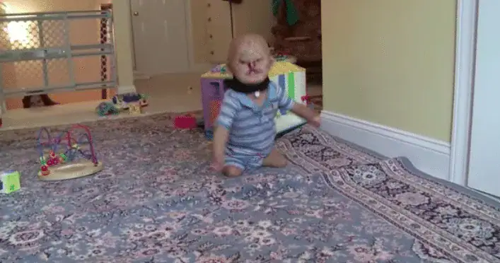 Mom takes one look at newborn son’s face and threatens to kill him, so nurse takes him home instead