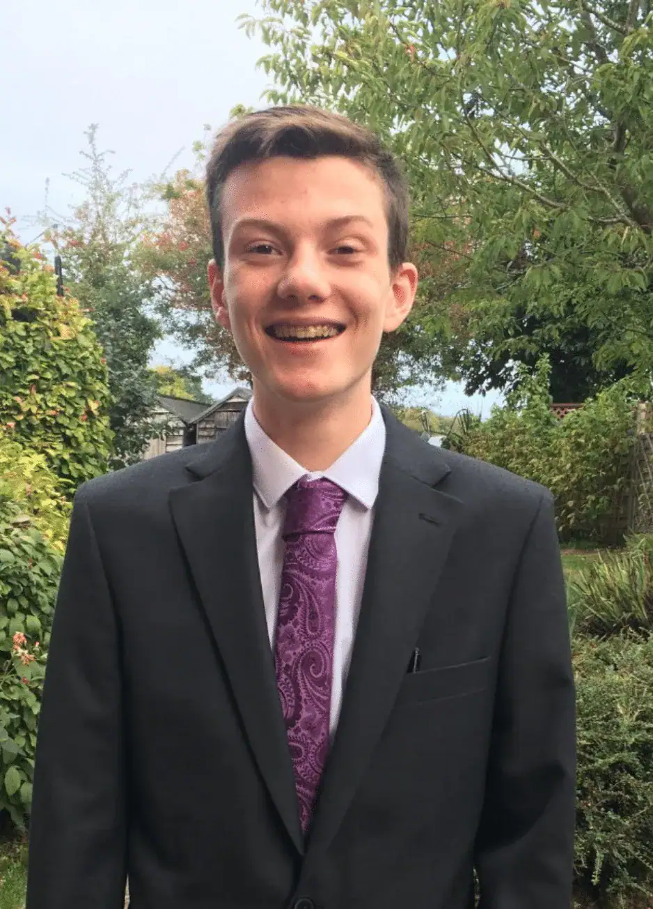 Tragedy as bullied autistic 17-year-old records goodbye video and walks in front of a train