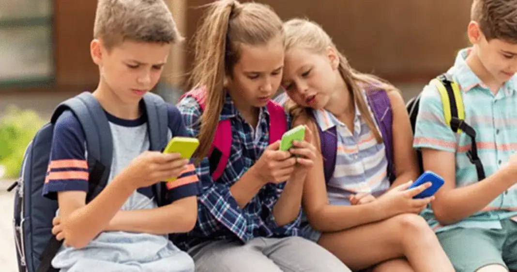 France bans smartphones and tablets in schools to curb screen addiction in kids