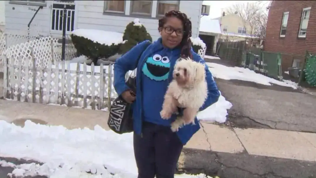 Teen girl hears muffled screams coming from car trunk – cops make alarming discovery inside