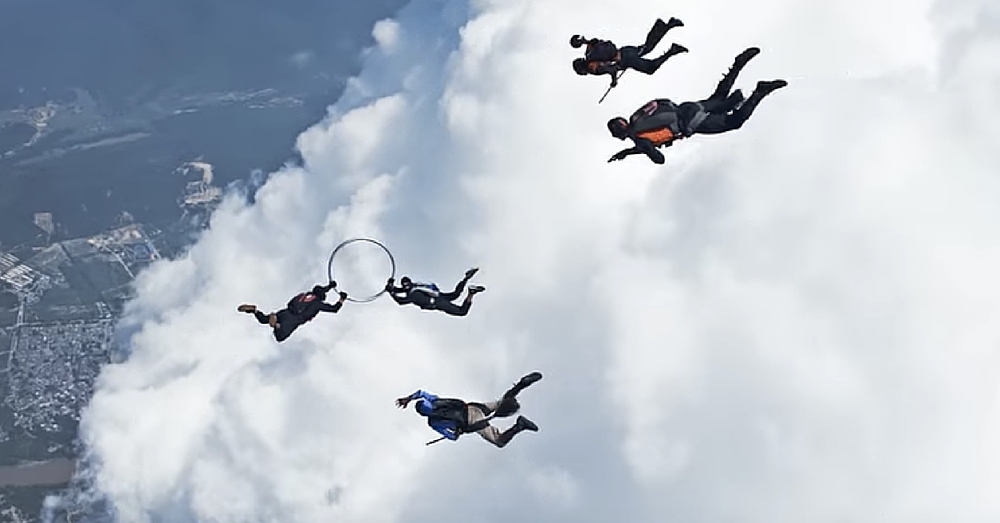 Muggle Skydivers Just Played EPIC Quidditch Match…In The AIR
