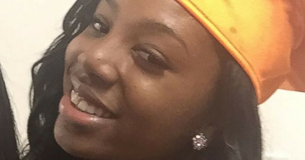 Homeless Prom Queen Finishes High School In 2 Years, Gets Full Ride To College