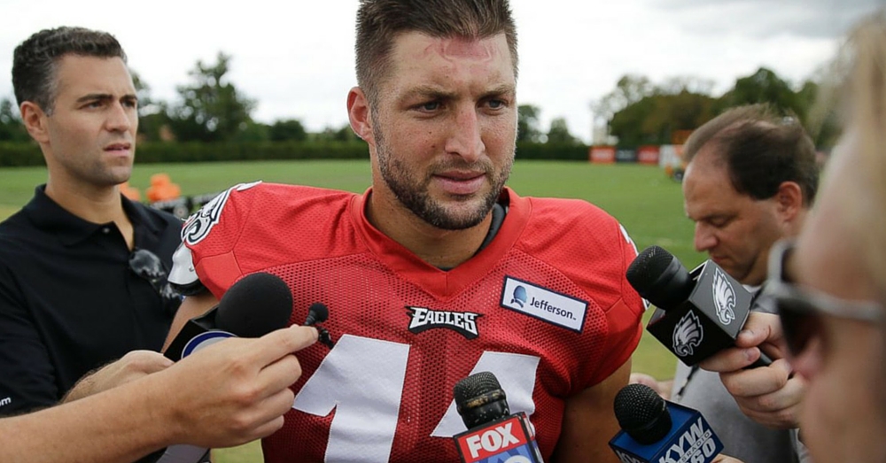 What Tim Tebow Did After Scary In-Flight Emergency Says Everything
