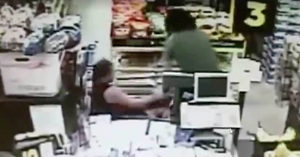 Man Tries To Kidnap Girl In Dollar Store. What Mom Does Next You Have To See To Believe
