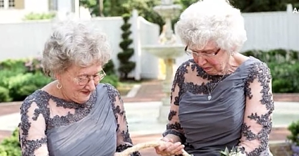 She Asked Grandmothers To Wear Matching Outfits To Her Wedding. When I Saw Why… Tears