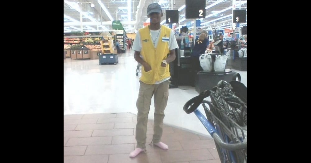 She Sees Walmart Worker With No Shoes And Snaps Pic. But Then She Learns Why…