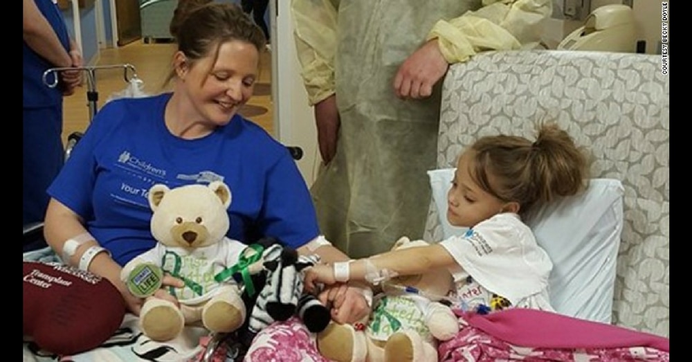 8-Year-Old Girl Needs New Kidney, But It’s What Teacher Does Next That’ll Have You In Tears