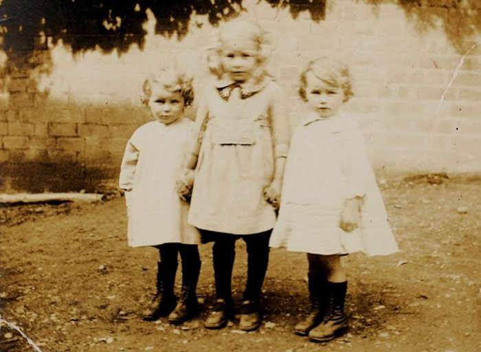 twin-sisters-celebrate-100th-birthday-irene-crump-phyllis-jones-5