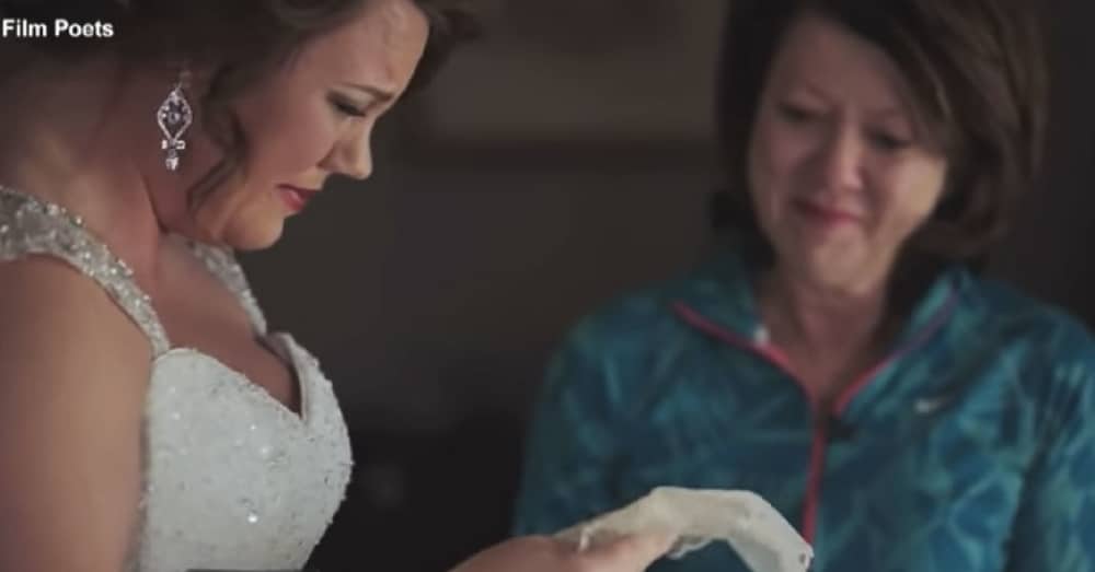 Bride Adopted As Baby. On Wedding Day Mom Hands Her Note She’s Kept Hidden 21 Years