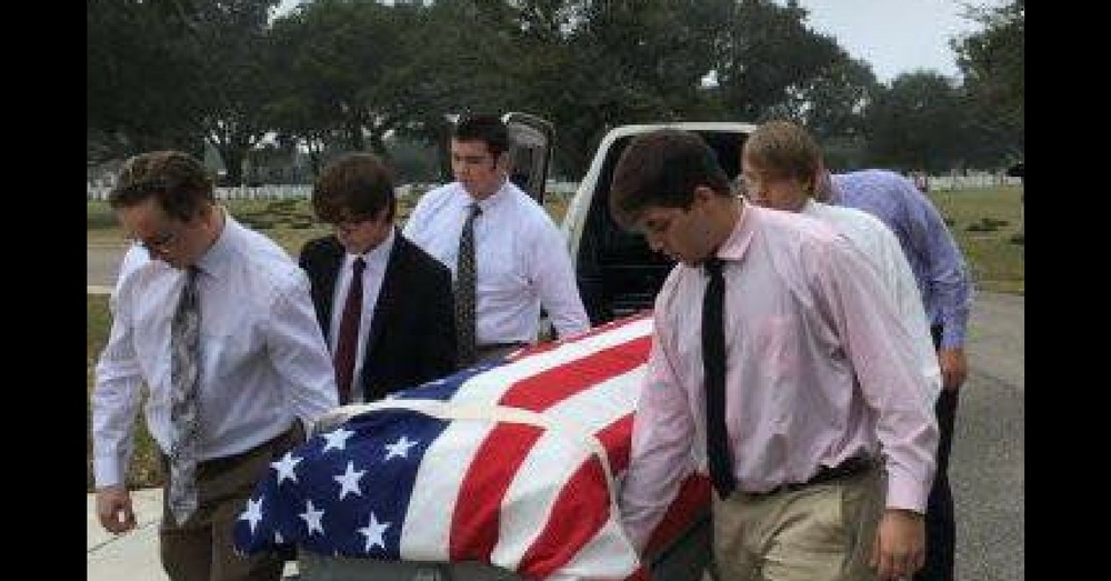 Veteran Dies With No Family Or Friends, But Then These 6 Teenage Boys Step Forward…