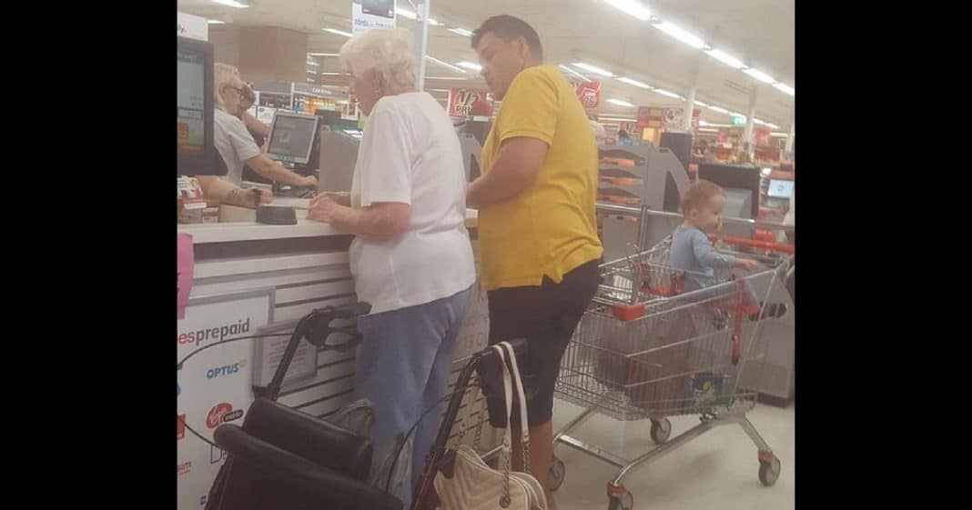 Elderly Woman Can’t Pay For Groceries, Then Man Takes Matters Into His Own Hands