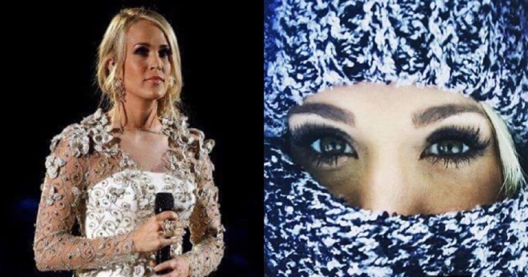 Country Singer Carrie Underwood Photographed For First Time Since Gruesome Facial Injury