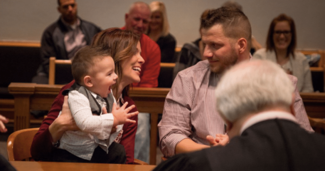 Foster kid claps and shouts out ‘dad’ in courtroom after being officially adopted