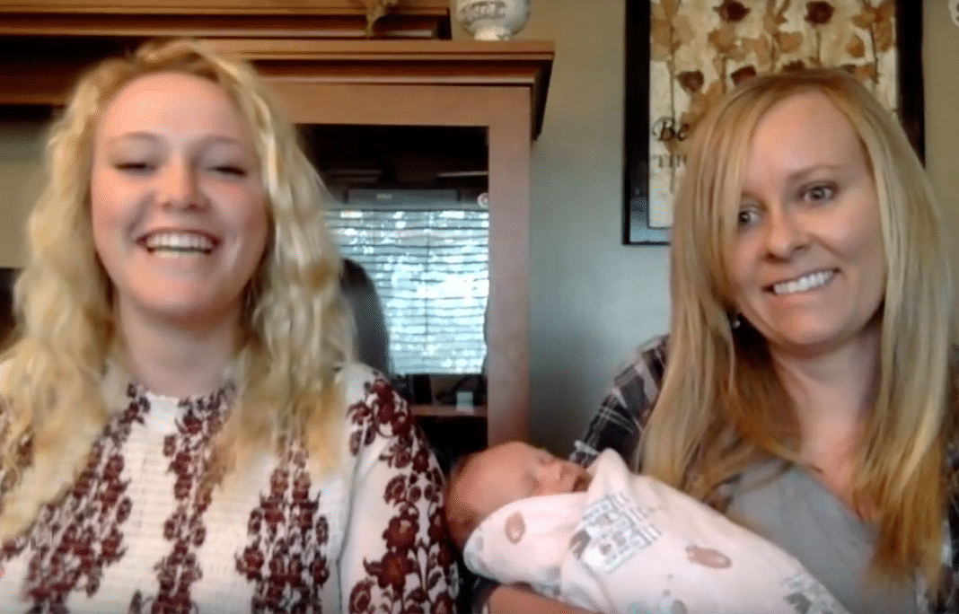Women Suddenly Goes Into Labor, Then Age 16 Niece Remembers What She Learned In High School