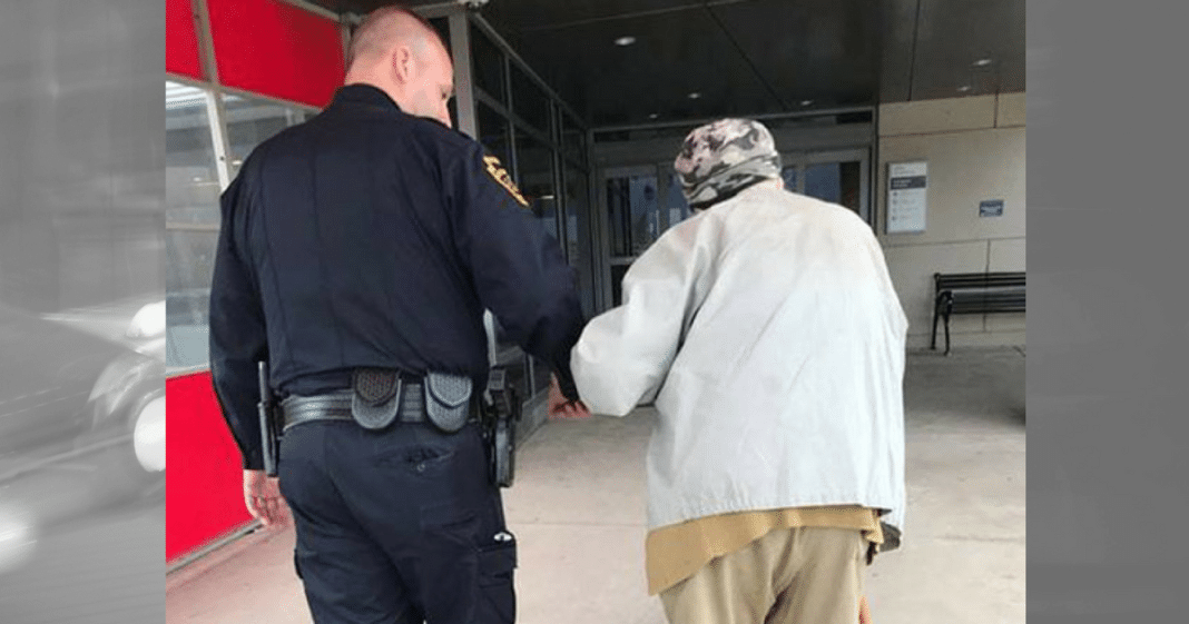Elderly Man Has No Way Of Visiting Sick Wife In Hospital, That’s When Cop Knocks On His Door