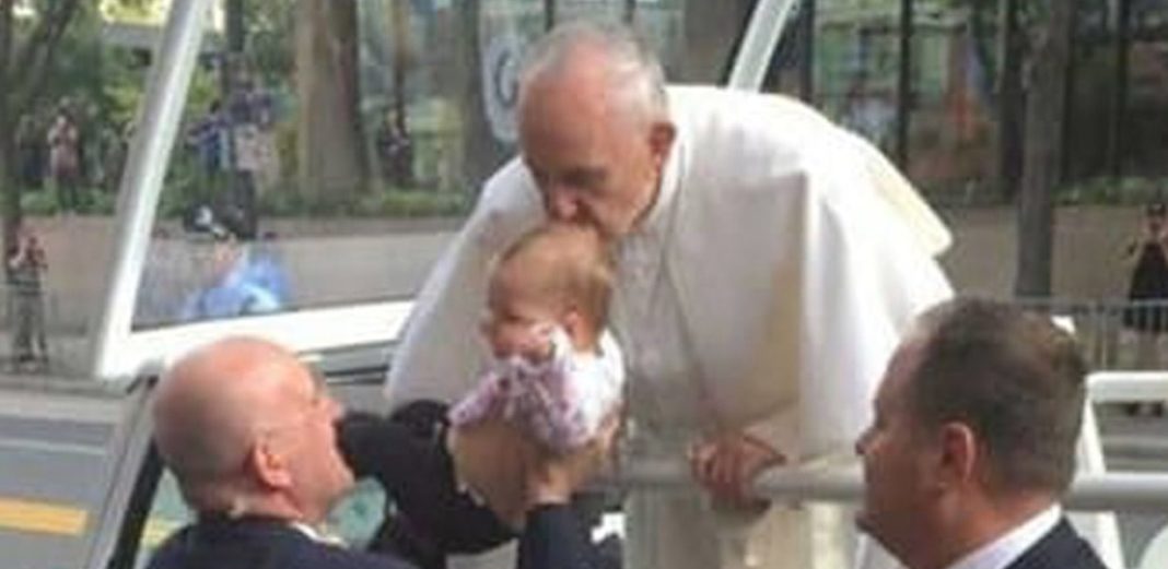 Pope Francis kisses sick baby on the head – 2 months later parents witness miracle
